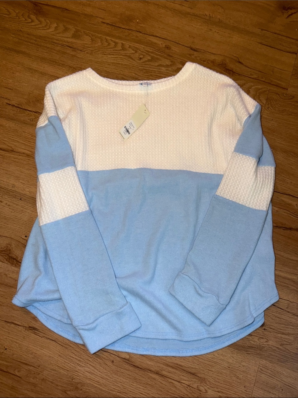 Francesca's Collections Blue and White Colorblock Knit Tunic NEW W/TAGS SZ MED